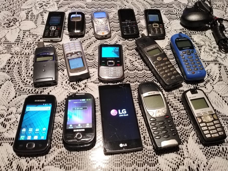 Стари телефони Nokia и други
