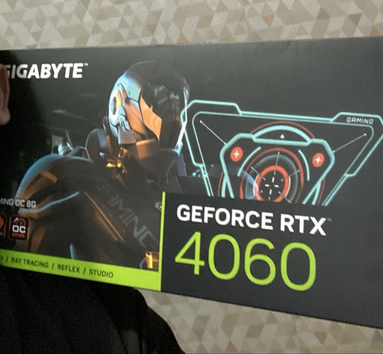 Видеокарта Geforce RTX 4060 на 8 gb