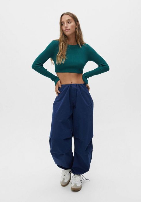 Bluza verde închis pull and bear