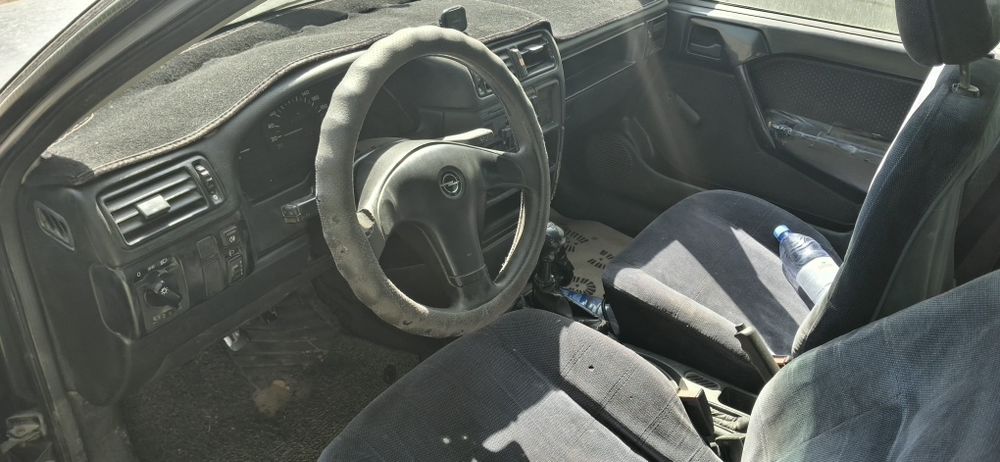 Opel vectra a 1993