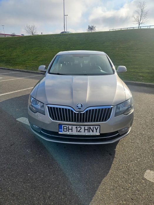 Skoda Superb Skoda Superb Facelift 2.0 TDI DSG | Unic proprietar RO |