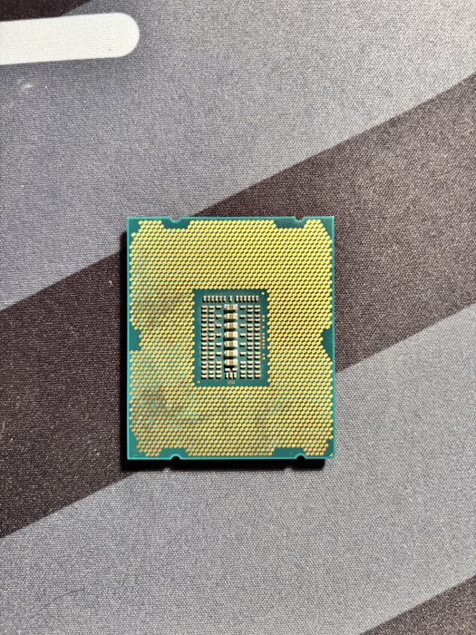 Процессор Intel Xeon E5-2643v2