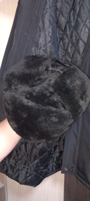 Продам зимние куртки