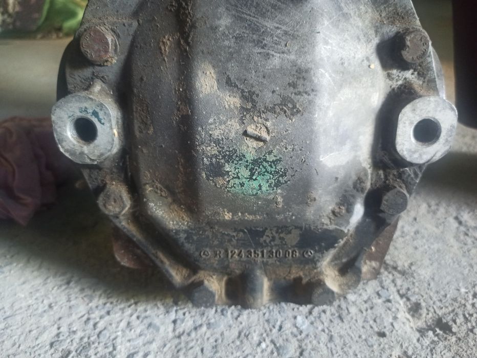 Редуктор Мерс 124 2.2