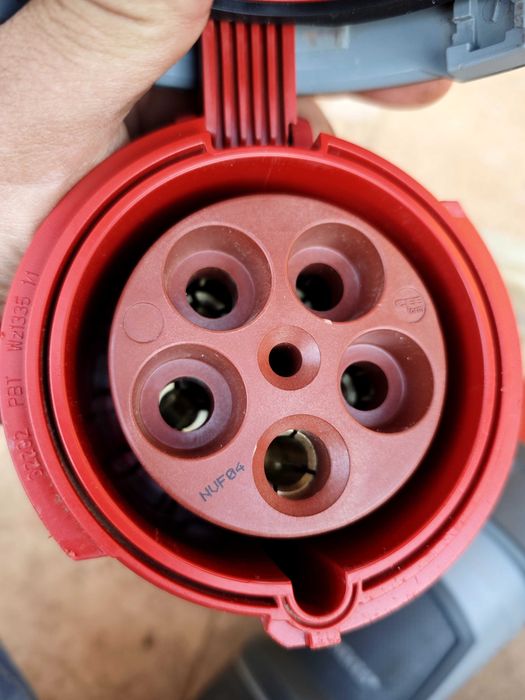 Priza+Ștecher 380V/125A