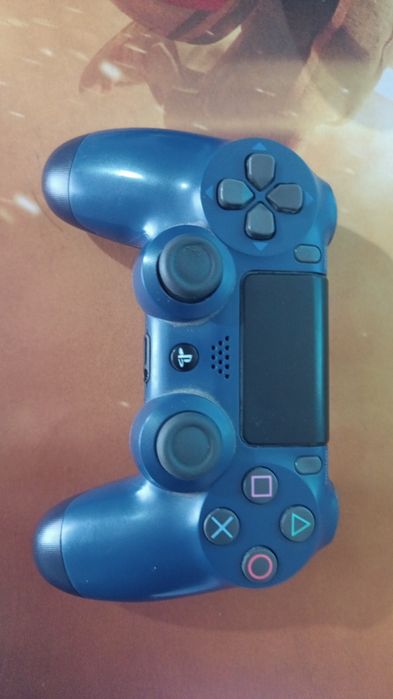 DualShock 4 Gempad sotiladi