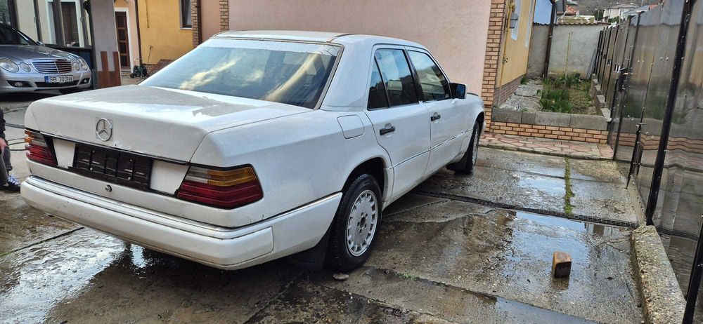 Piese Mercedes w124 200 Diesel, dezmembrari mercedes w124 2litri