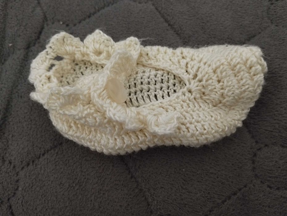 Пинетки девочке-малышке.