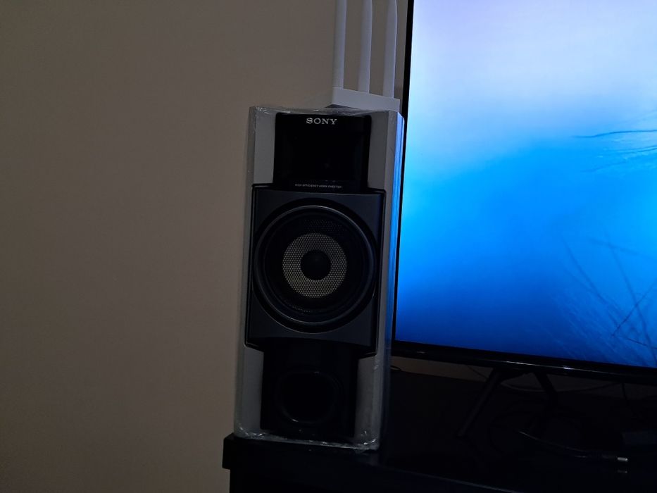 Музыкальный центр SONY MHG1100 DH 10000 WAT