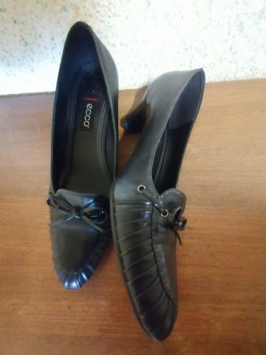 Дамски обувки Ессо