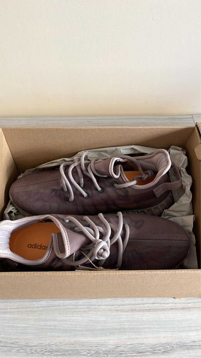 обувки Yeezy Boost 350