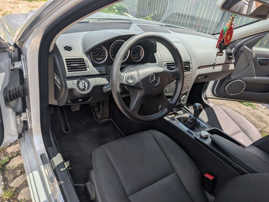 Mercedes Benz clasa C 200