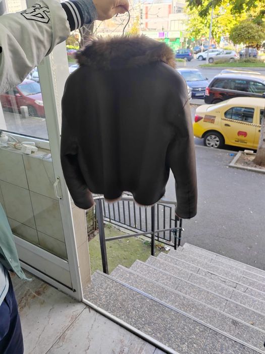 Palton Scurt cu 2 Fete Piele Naturala si Blana naturala 100% Originala