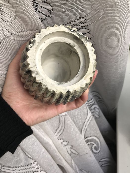 Гипсовое кашпо