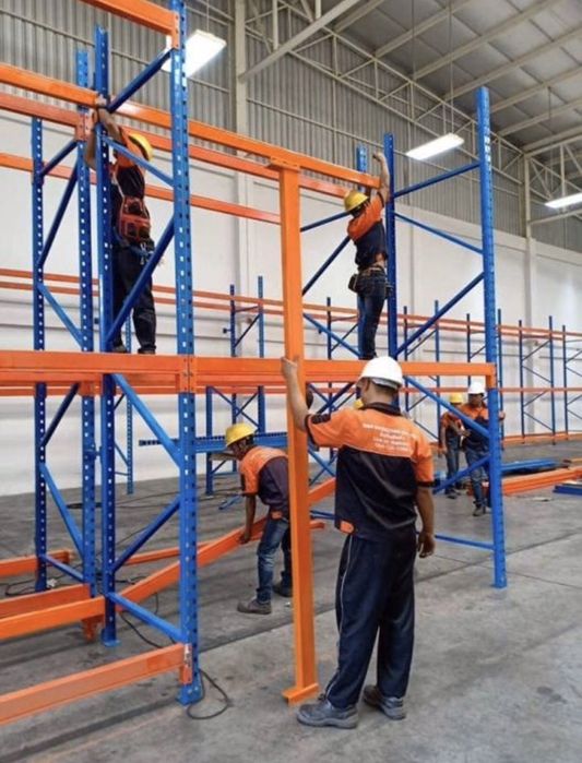 Montaj de rafturi metalice orice model