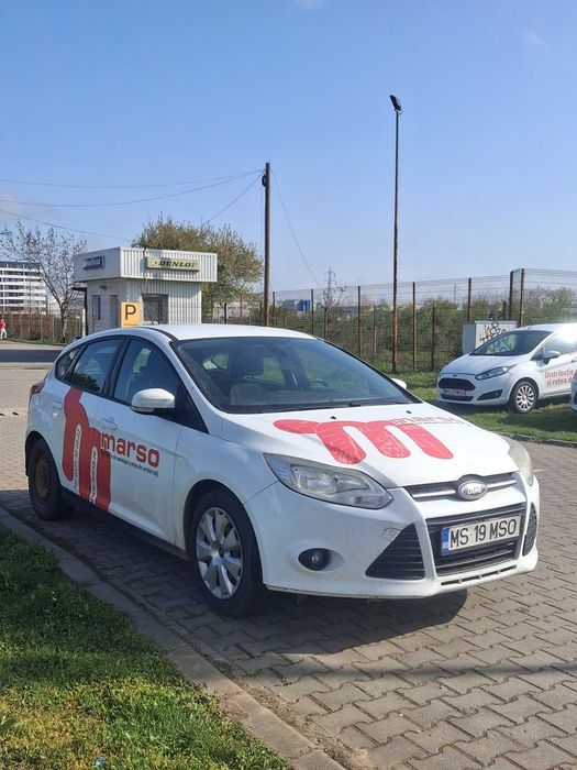 Ford Focus CB8 2014
