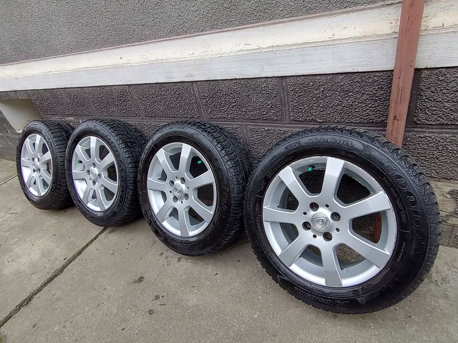 Vând Set Jante Aliaj 4x100+Cauciucuri 185/65/15 M+S Sandero Logan