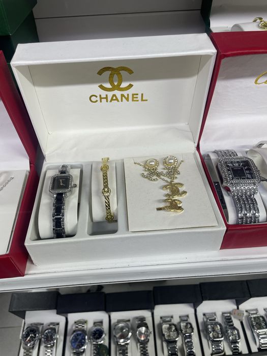 Подарочные боксы на 8 марта