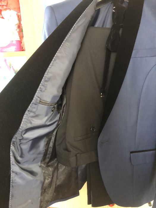 Costum barbati masura 44/46