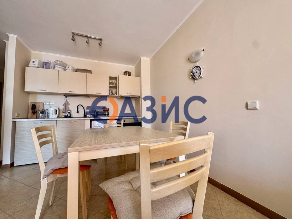 Продава се Тристаен апартамент в к.к. Слънчев бряг - 100 кв.м за 1149 €/кв.м - Снимка #4