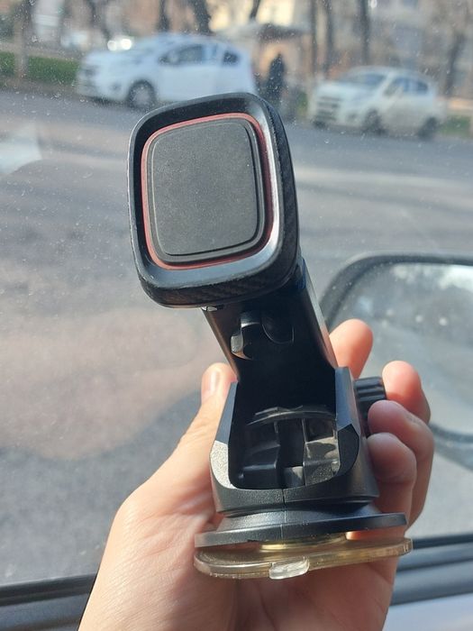 Holder sotiladi narxini Yana kelishamiza