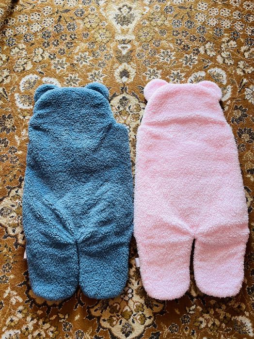 Пухкава подложка за повиване на бебе