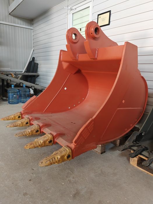 Cupa excavator 22-26 tone cu latimea de 1400mm