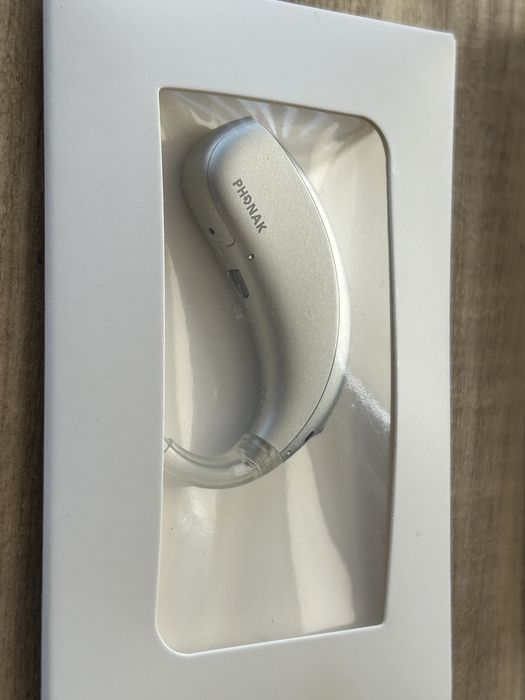 /ЧИСТО НОВ/ Phonak Naida P70 Silver gray