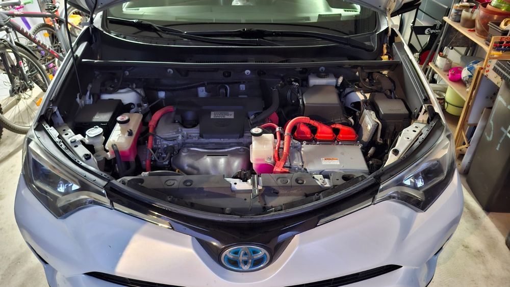 Toyota RAV4 hibrid 4x4