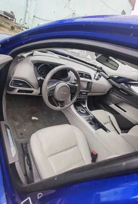 Dezmembrez Jaguar XE motor 2.0 diesel AJ200 204DTD/dezmembrari DTD