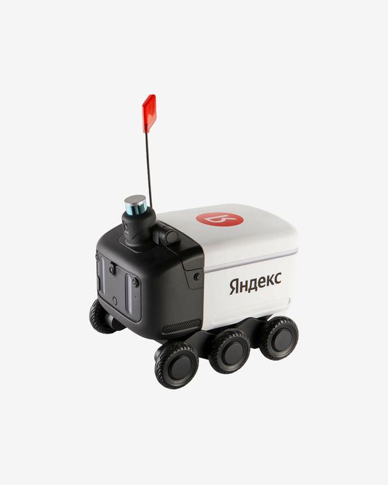 «Робот-доставщик Яндекса» на пульте управления