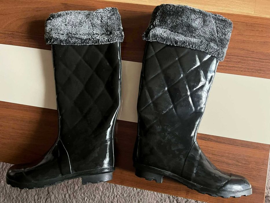 Vand cizme de cauciuc imblanite de la NEXT