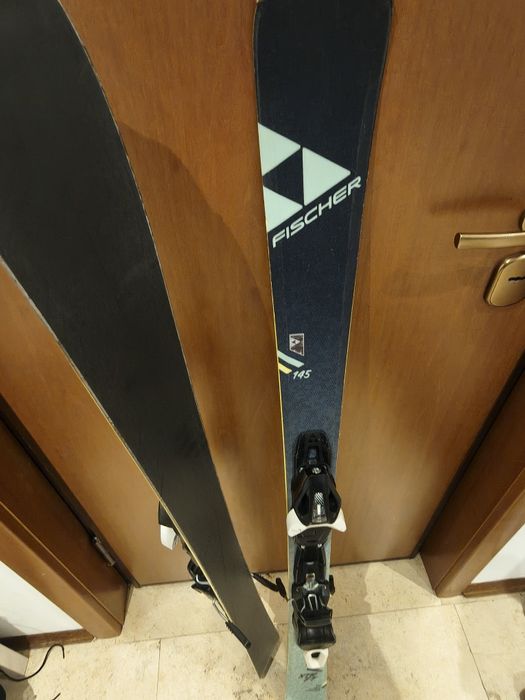 Ocazie! Skiuri Fischer XTR 77 145 cm
