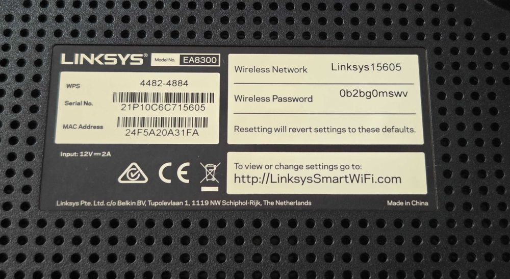 Рутер: Linksys EA8300 Max-Stream AC2200