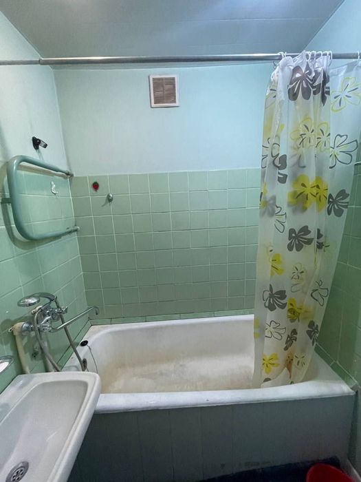 Юнусабад 10. 2/2/5. Конечка.