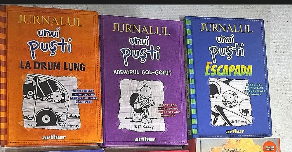 Set 2 volume din seria "Jurnalul unui Puști '