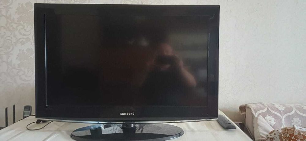 Tелевизор Samsung диагональ 81 см в хорошем рабочем состоянии