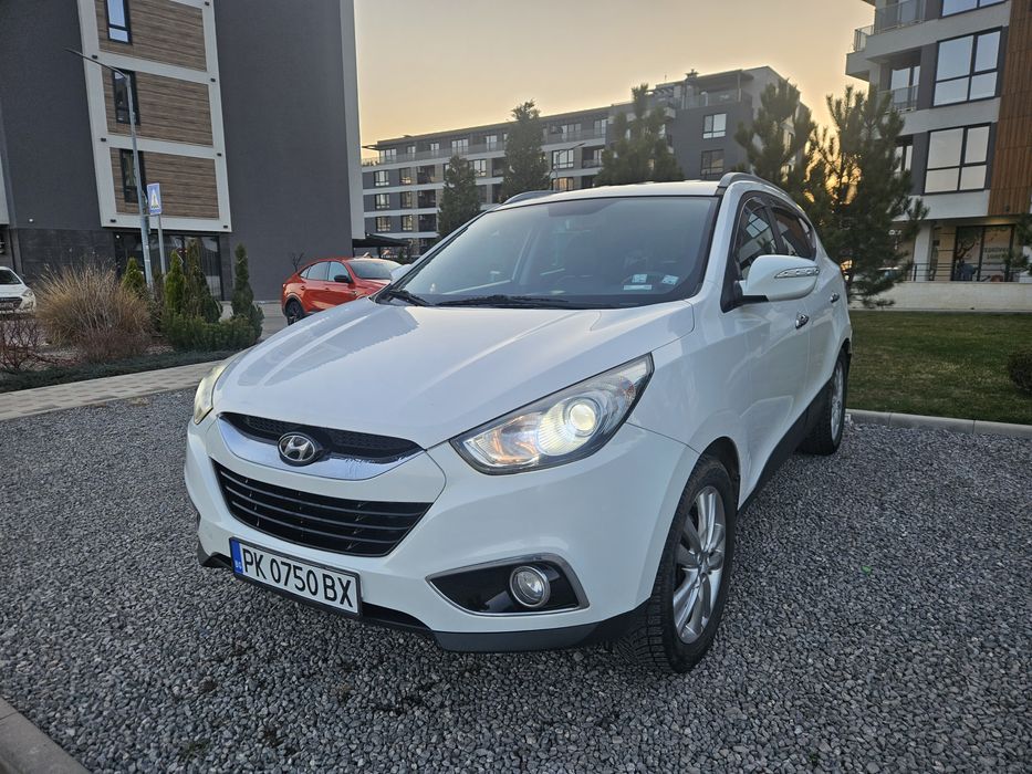 Джип Hyundai ix35 2.0 CRDi 4x4 Навигация Гражданска+каско

2.0 CRDi 4x