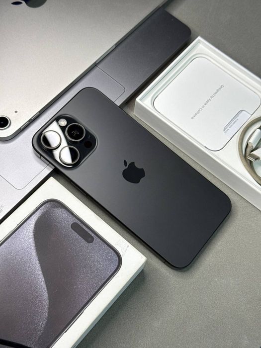 iPhone 15 Pro Max (512 Gb)