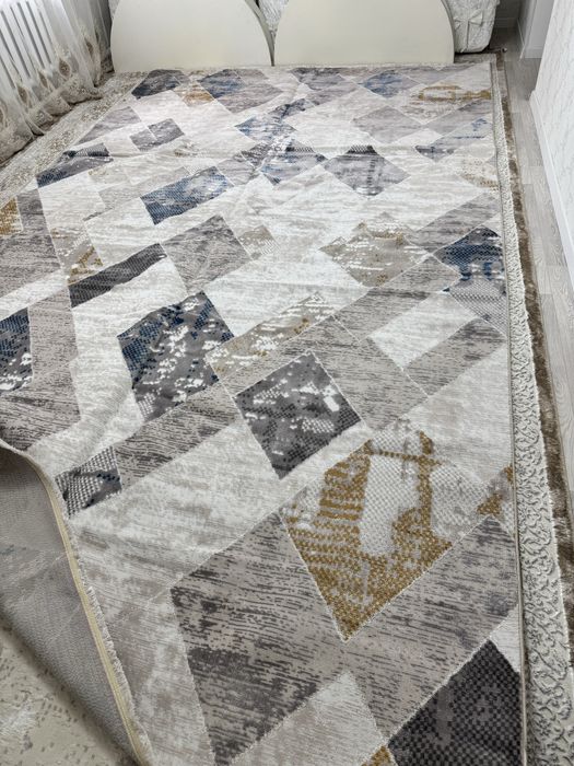 Ковер абсолютно новый