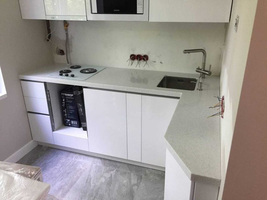 Столешница из кварца, акрила, искусственного камня, умывальники