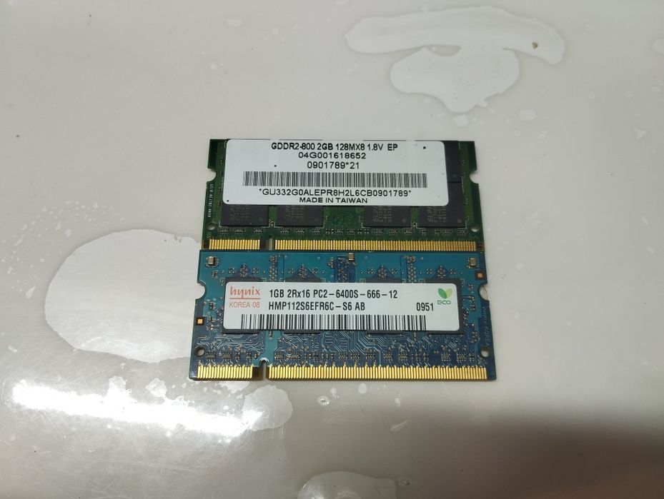 Оперативная память для ноутбука DDR2 2GB + 1GB (Комплект 3ГБ)