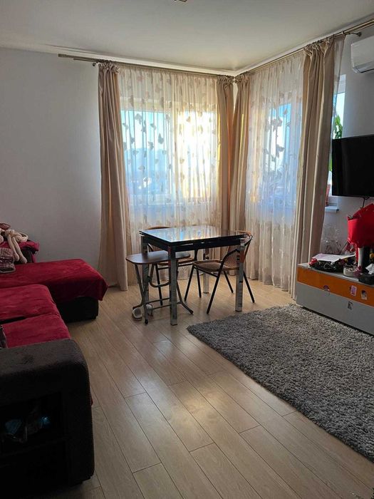 Apartament de vanzare cu etaj
