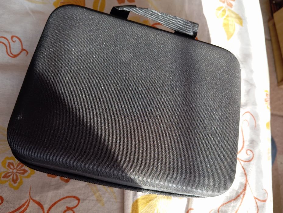 Drona cu 2 acumulatori și camera video foto