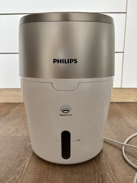 Umidificator de aer Philips, tehnologie NanoCloud, rezervor 2L