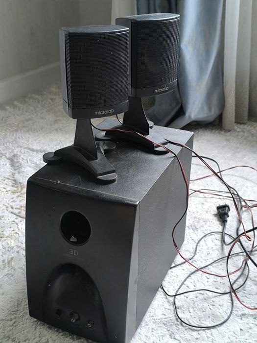 Колонки Microlab M-800 2.1 (сабвуфер + 2 колонки)