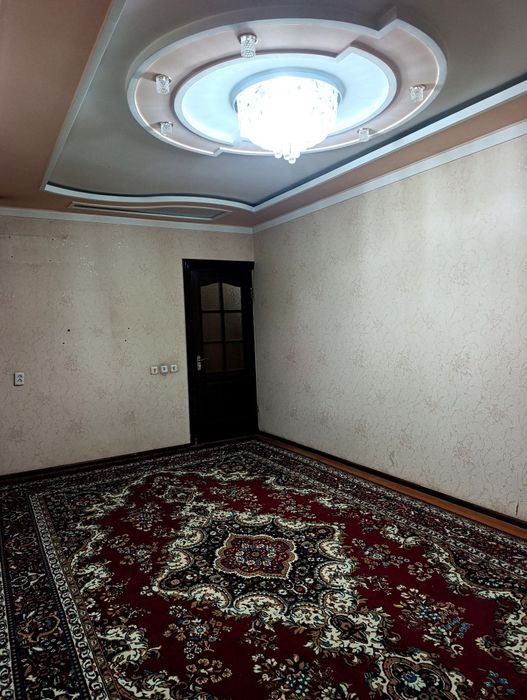 Коратош Чорсу Караташ Qoratosh.2-Этаж.3-4 хона.80м² .