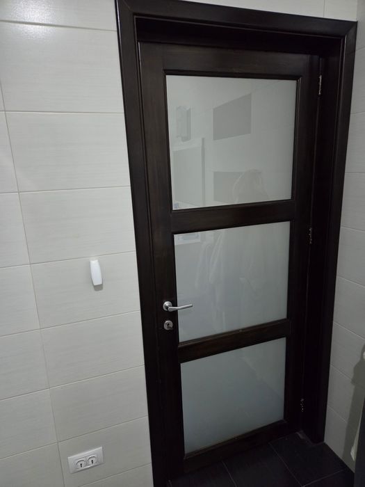 Vand usi interior