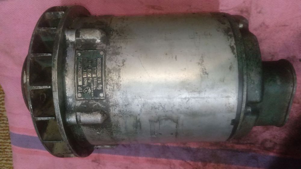 Генератор 24 вольт 75 ампер