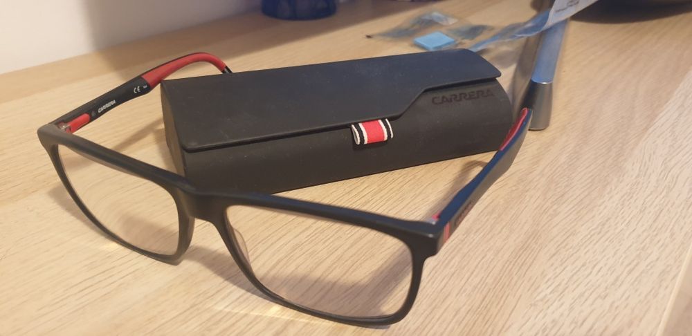 Ochelari vedere Carrera